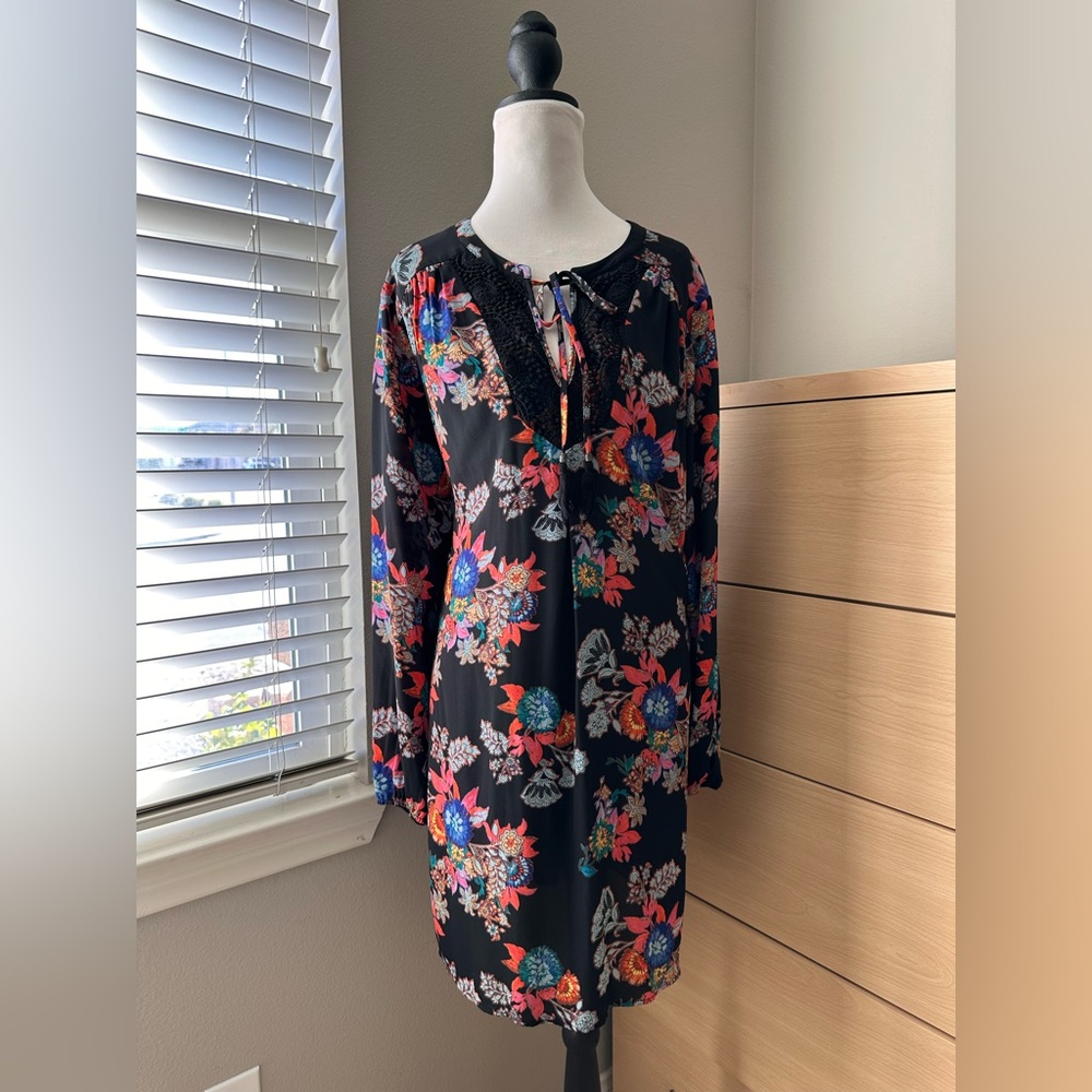 Gibson Latimer Multicolor Floral Dress with Black Lace